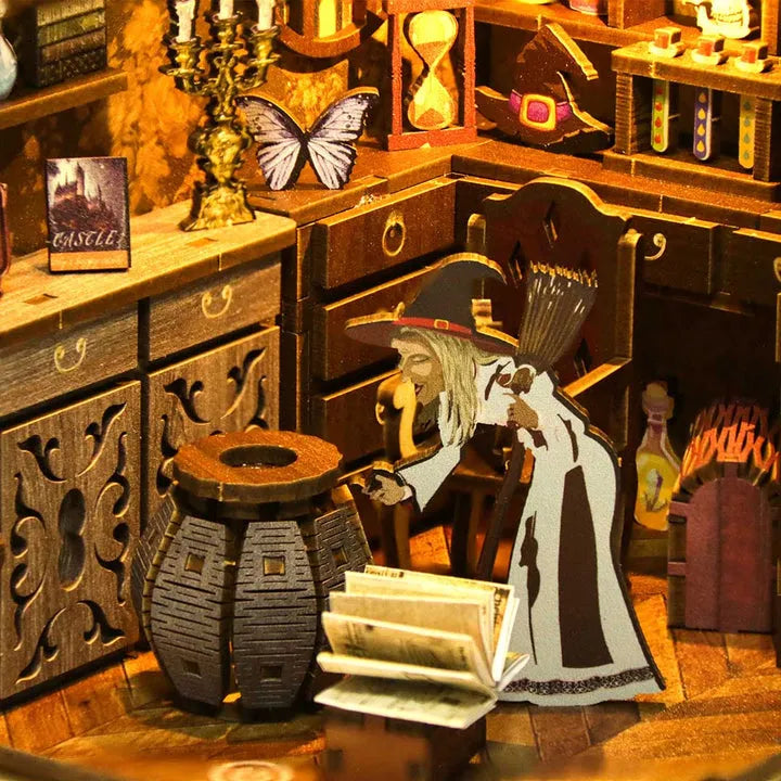Le creuset a été fabriqué par un ancien sorcier pour préparer les potions les plus puissantes