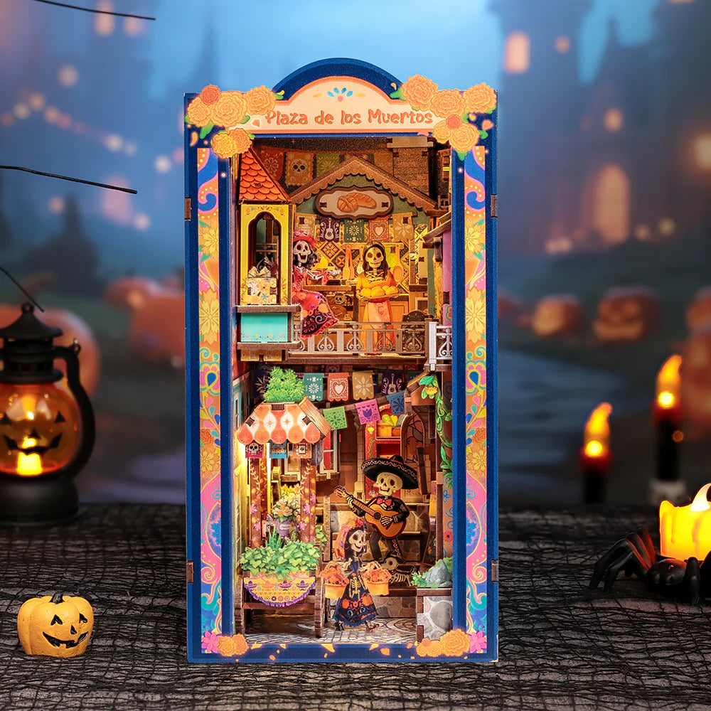Book Nook - Plaza de los Muertos
