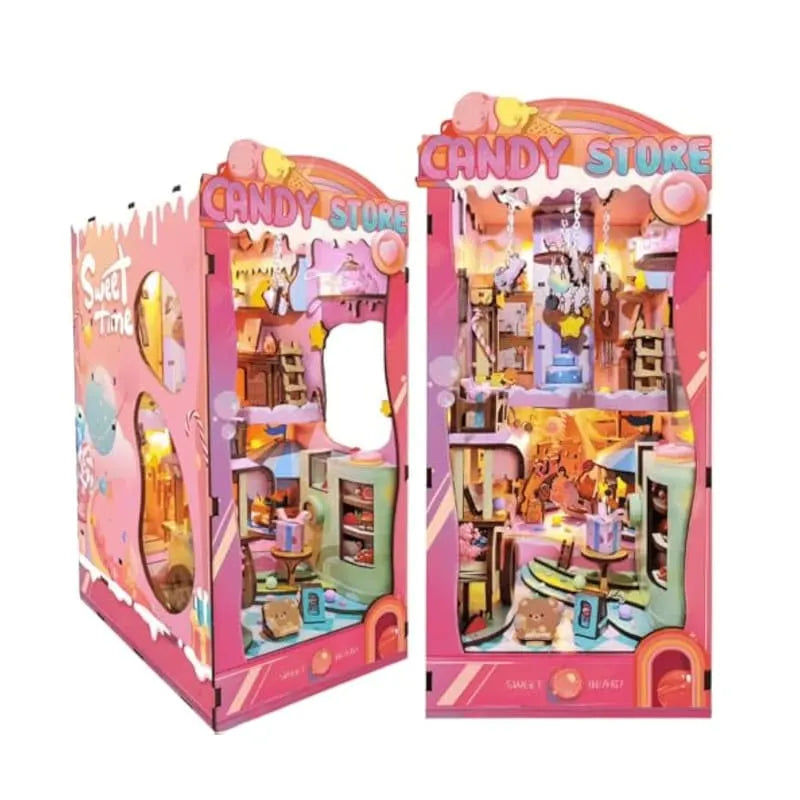 Book Nook - Sweetheart Story, un kit créatif pour construire un diorama miniature. Parfait pour décorer une bibliothèque ou comme cadeau original pour un amoureux des livres. Par Nookette.
