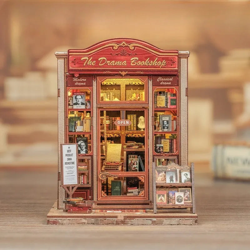 Maison Miniature - The Drama Bookshop