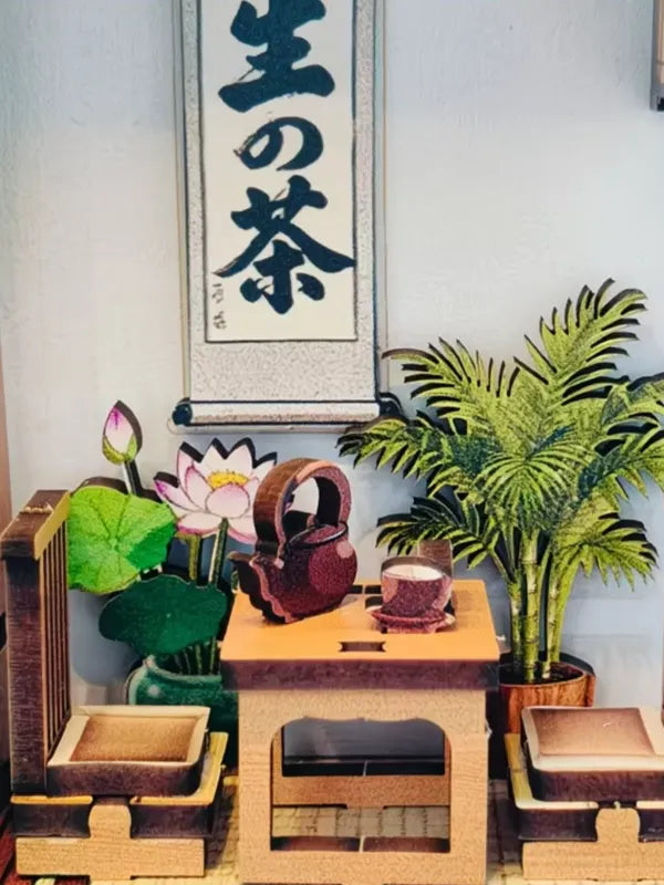 Kakemono et table à thé japonaise