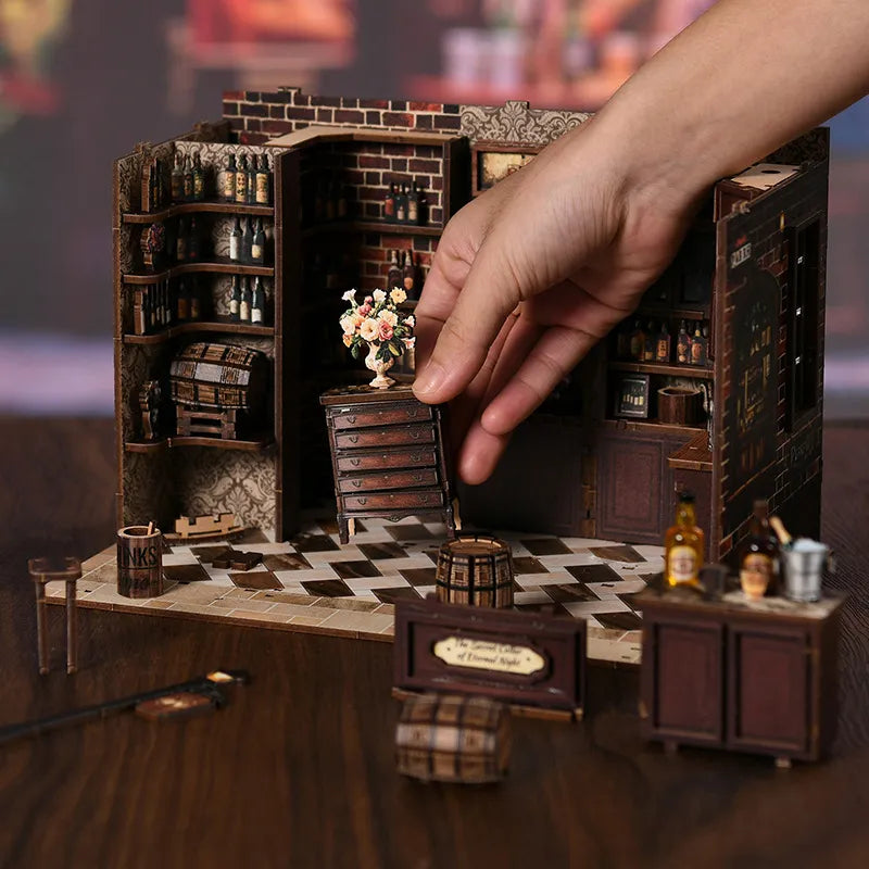 Maison Miniature - Corner Tavern