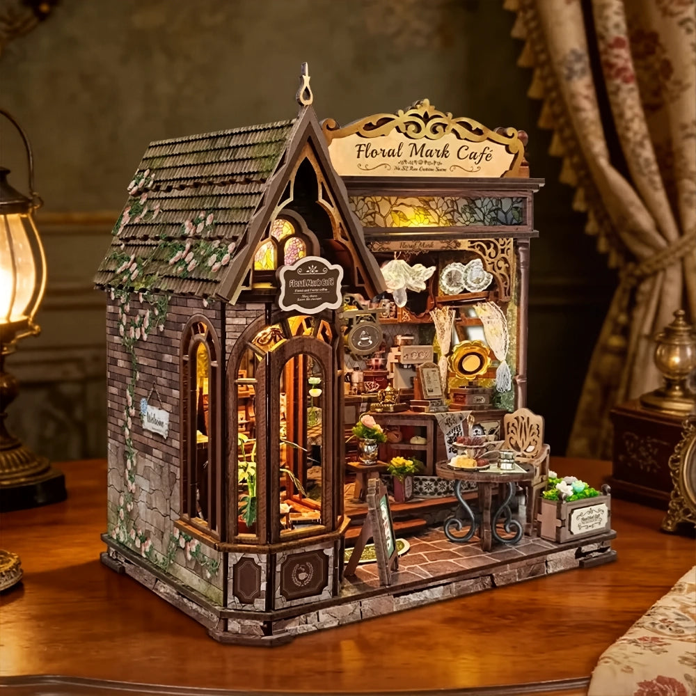 Maison Miniature - Floral Mark Café